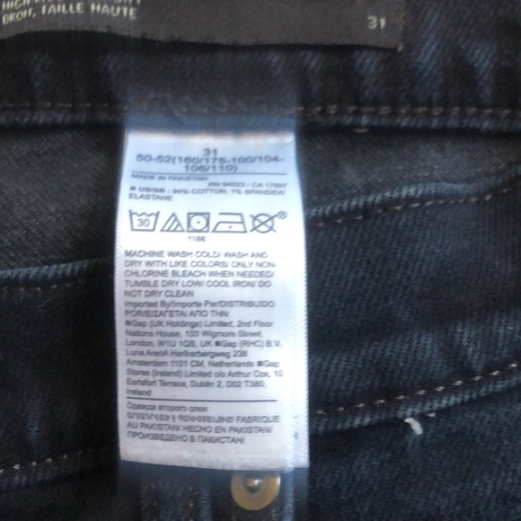 Size 31 Banana Republic High rise straight premium denim jeans. - Picture 2 of 9